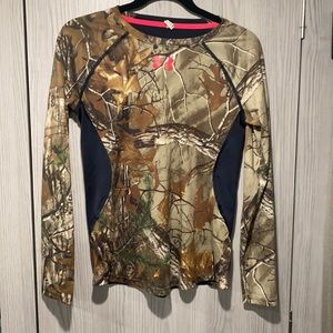 Under Armour Realtree Camo long sleeve shirt